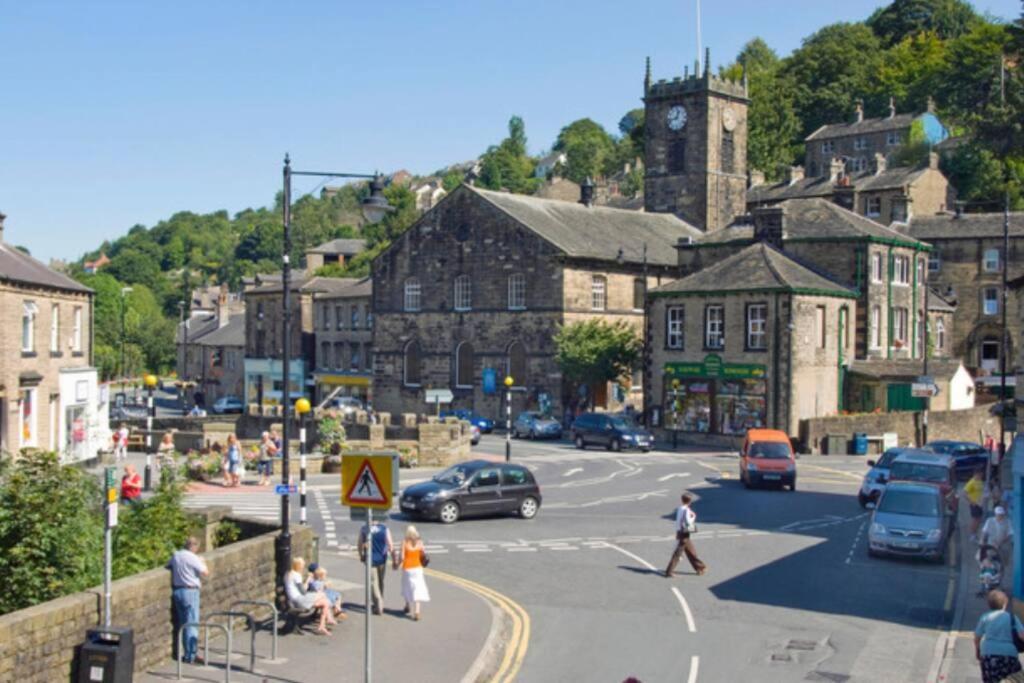 Cottage In Holmfirth Centre 外观 照片